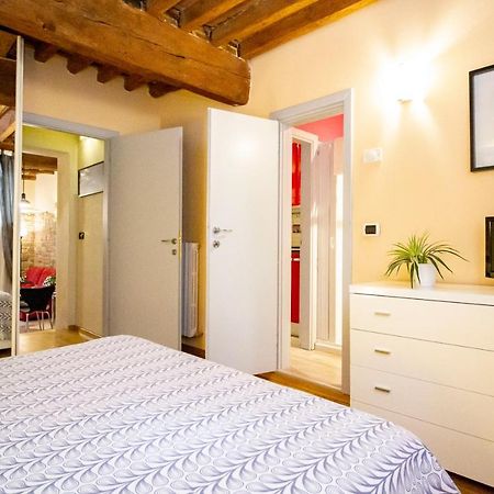 Antica Piazza Apartment By Tuscanywego Λούκα Εξωτερικό φωτογραφία